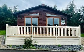 Hunters Lodge With Hot Tub